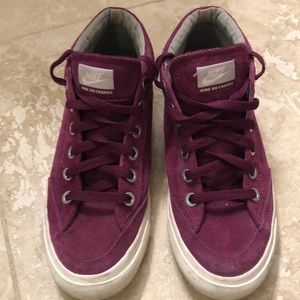 Barely worn Nike Chukkas